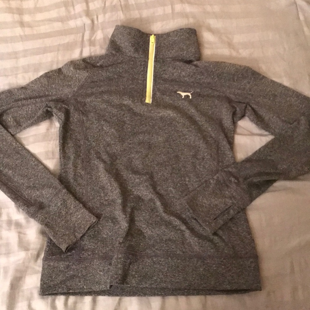 Fitted spandex long sleeve